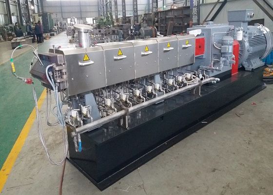 좋은 가격 맥스 1800rpm/M 압출 기계, 이축 스크류가 압출기 사용자 지정 색상을 합성합니다 온라인으로